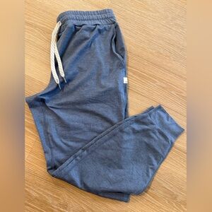 Vuori joggers medium
